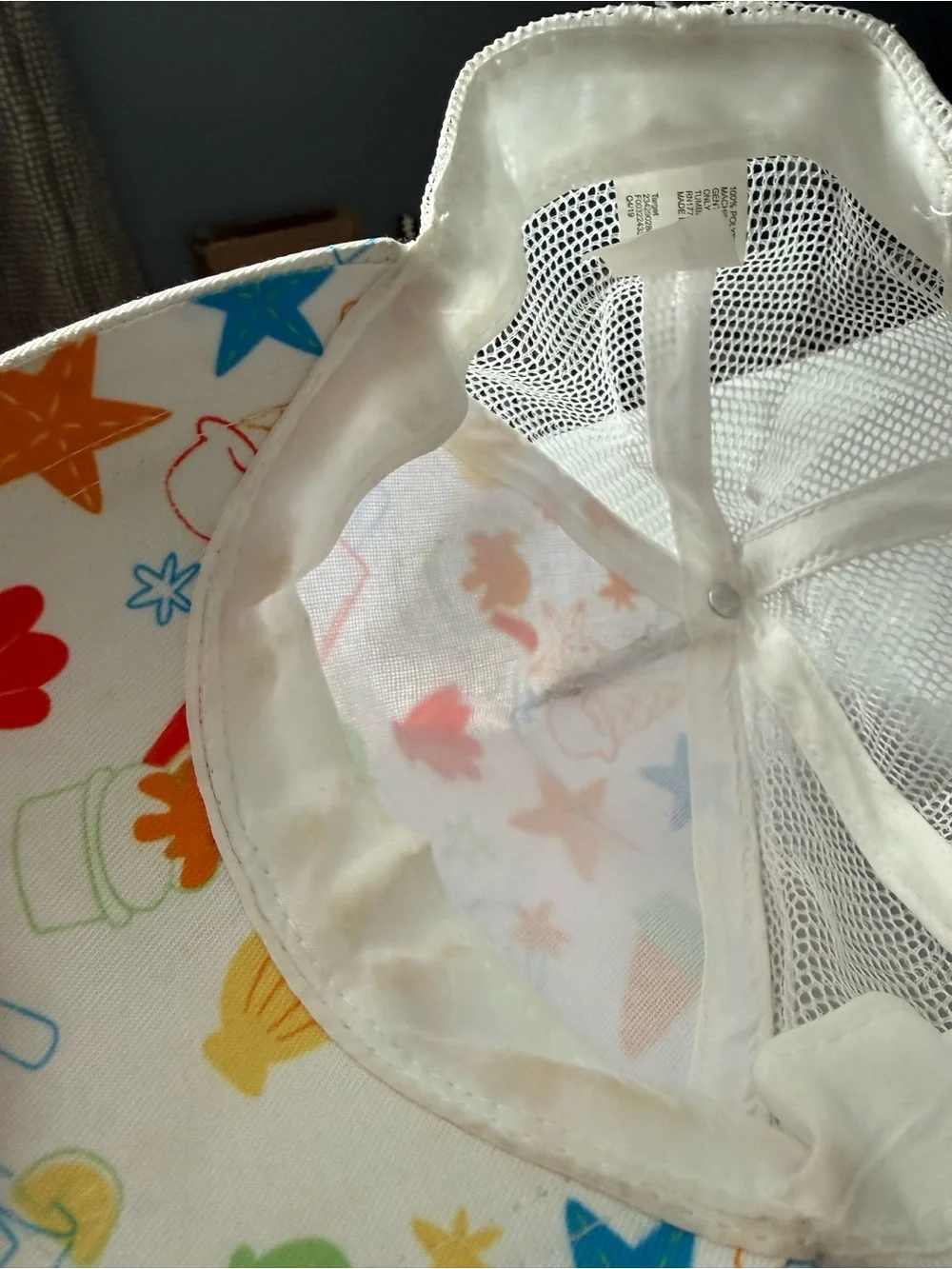 Child’s hat beach theme